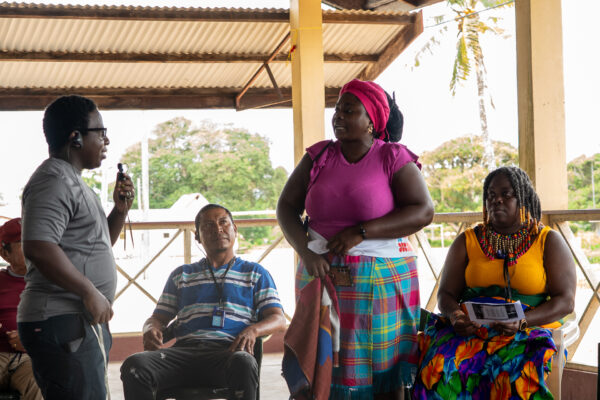 Ronelda Lienga, a member of the VSG Board, taking part in the dialogue in Galibi territory